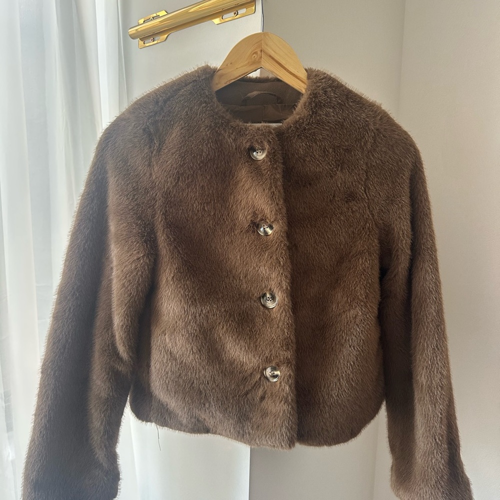 Brown Faux Fur TEDDY collarless Buttoned Women’s jacket XS